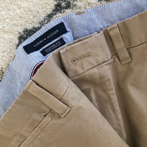 Tommy Hilfiger Side Stripe Chino NWOT - Picture 3 of 6